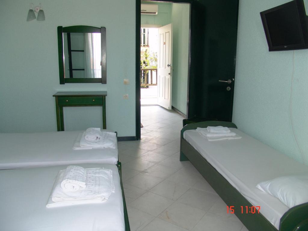 Nikos Apartments Afytos Room photo